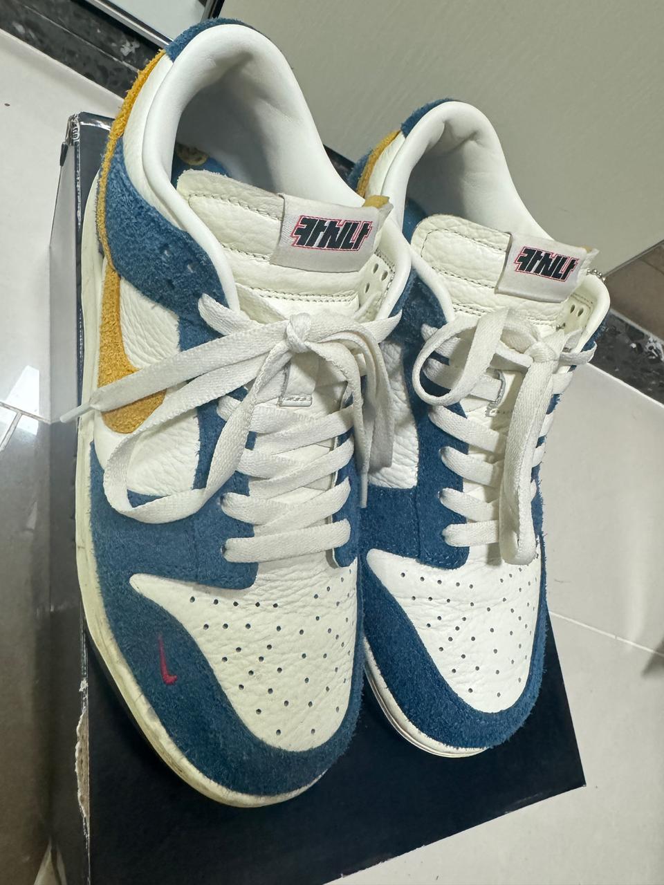 나이키 카시나 블루버스 265