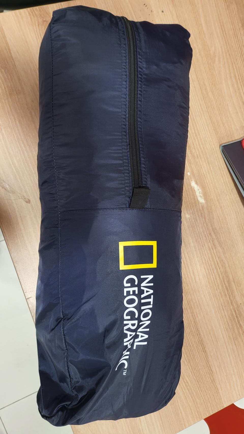 네셔널 지오 그래픽 탠트