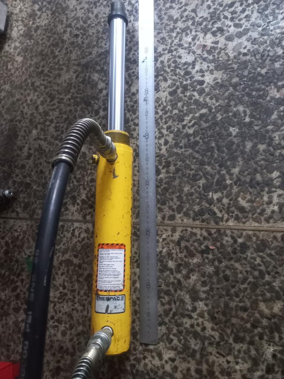 에너팩 유압램RR1010