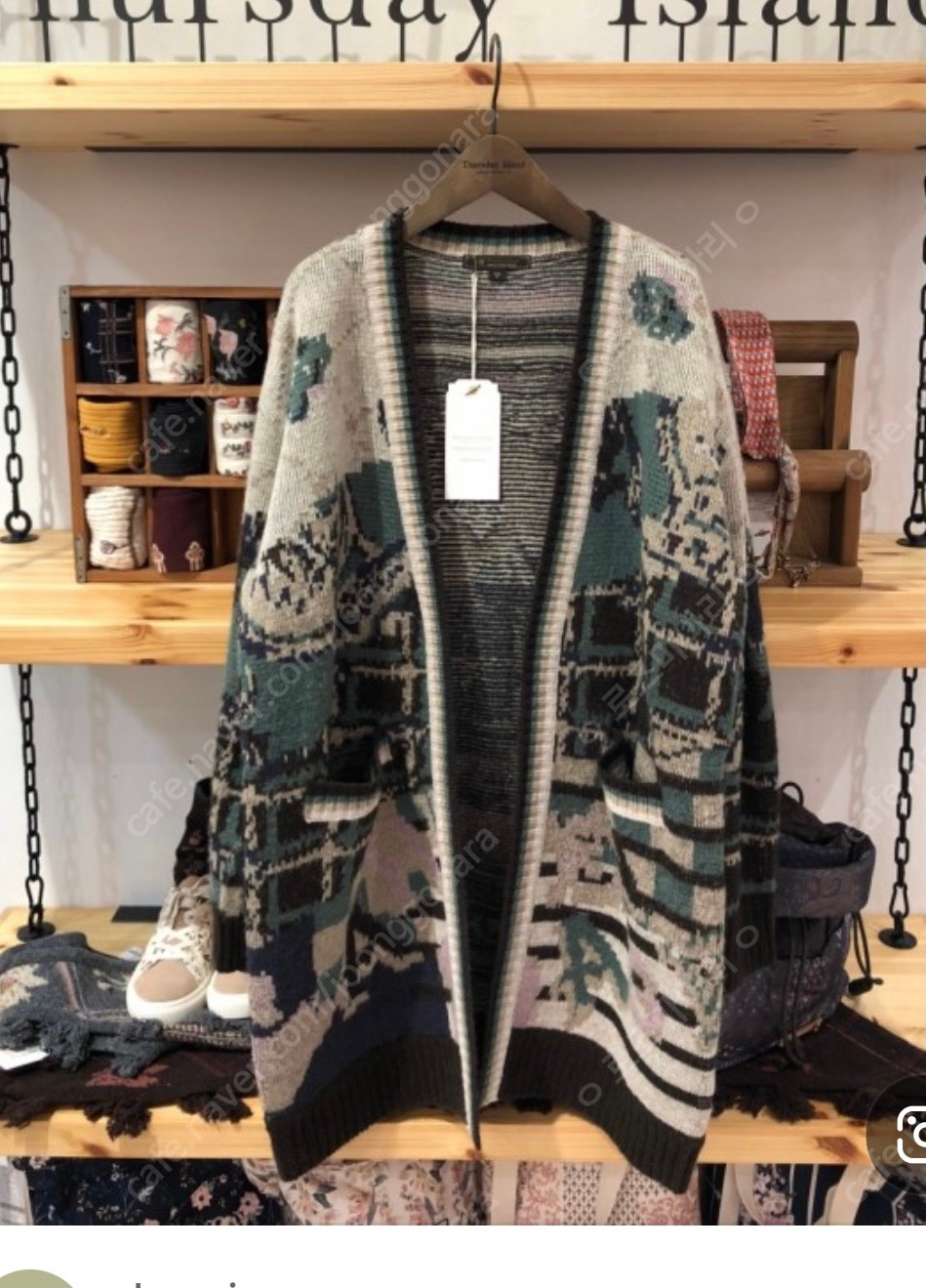 새상품 M 전판 스토리  가디건 써스데이아일랜드 t188mcd235w