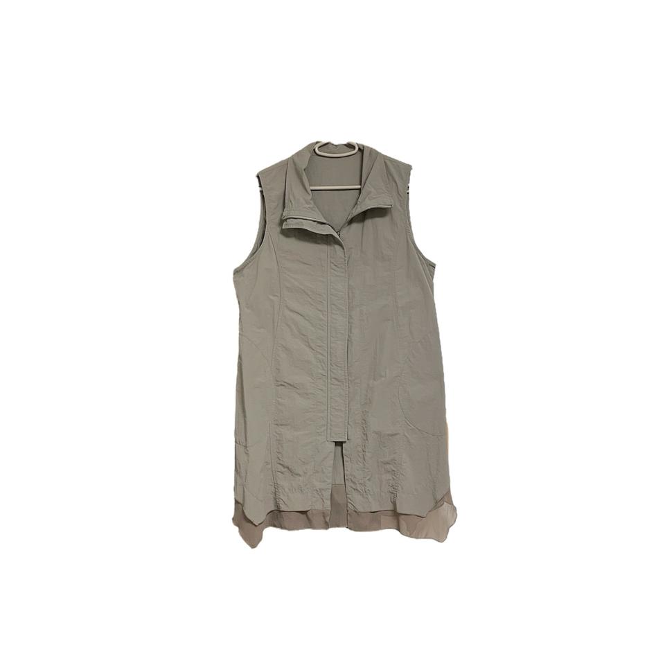 Nylon gray brown vest zip up