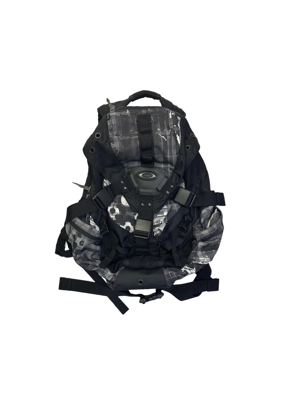 오클리 아이콘3.0 하이킹 백팩