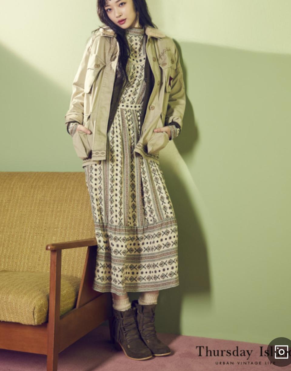 새상품 M 털카라 야상 점퍼 써스데이아일랜드 t166mjp133w