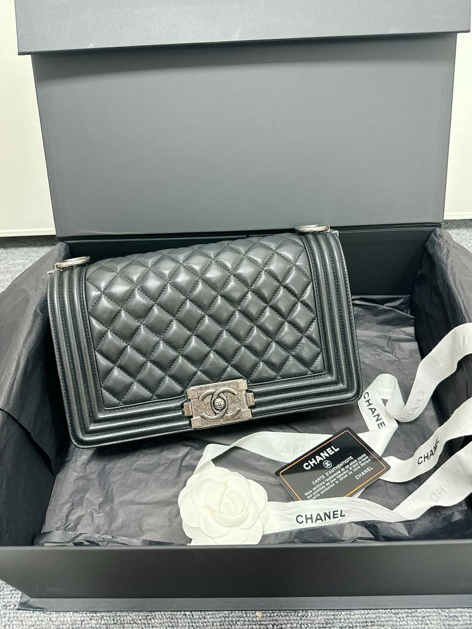 보이백 미듐사이즈 (램스킨)