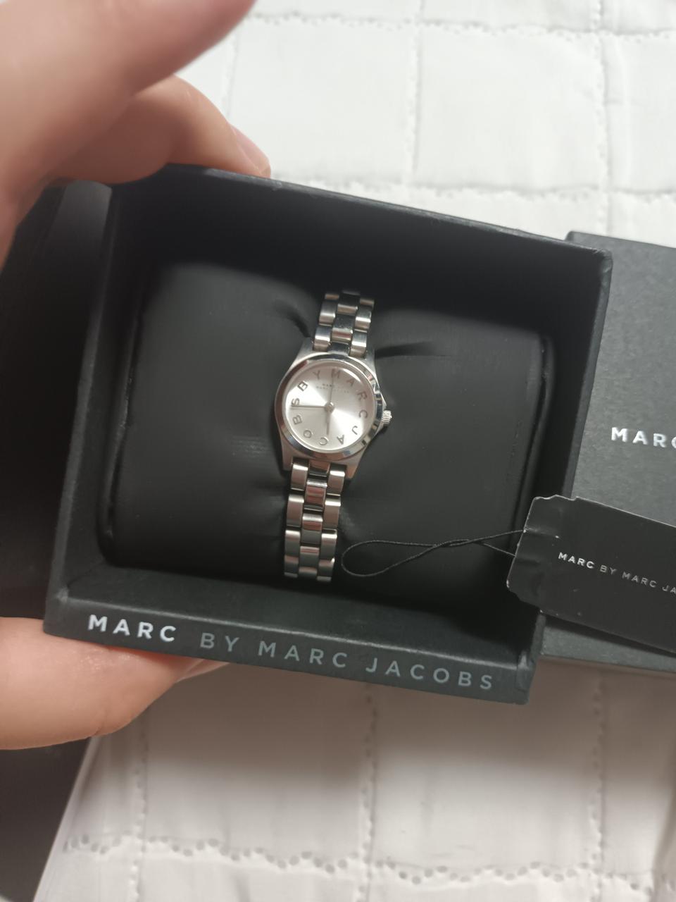 마크제이콥스 시계
