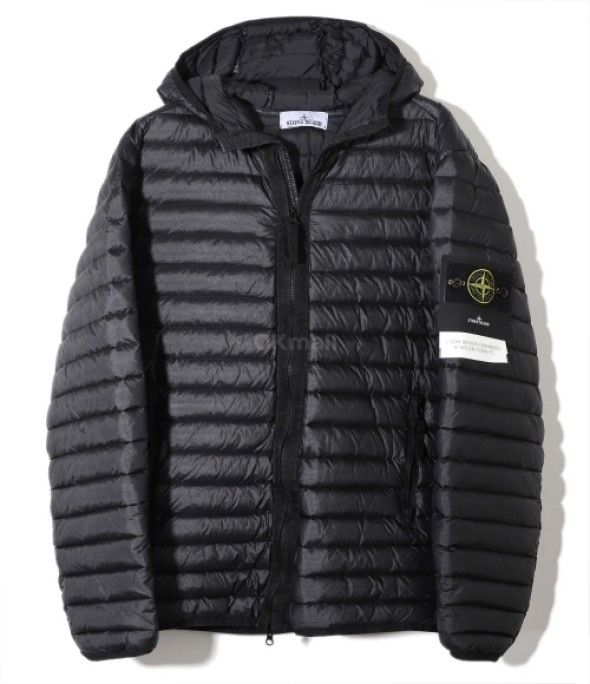 스톤아일랜드 23fw 룸 위븐 챔버스 리사이클드 나일론 다운 M