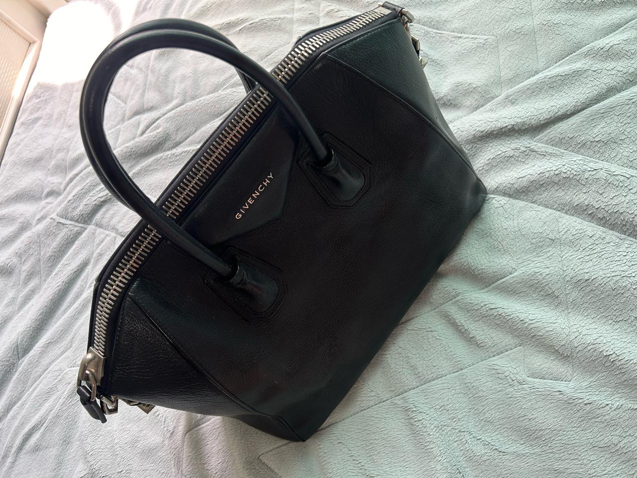 지방시 안티고나 급처합니다 (마지막가격!)