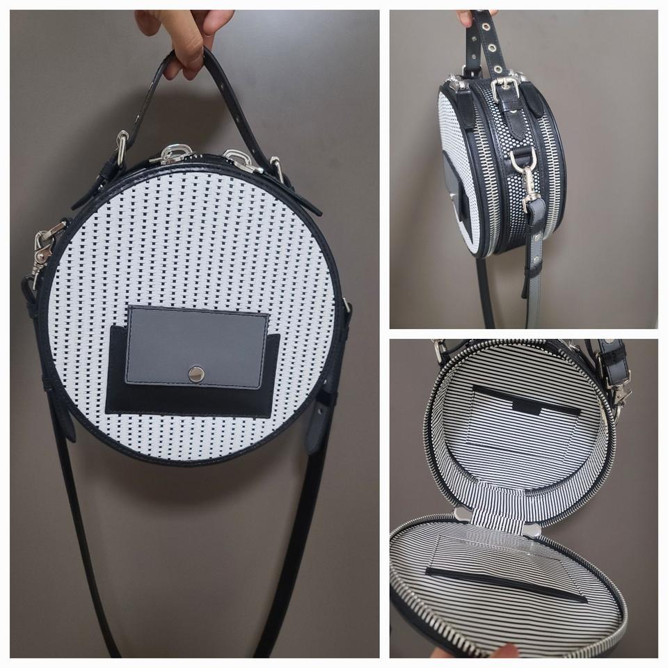 하우앤왓 원형백 탬버린백