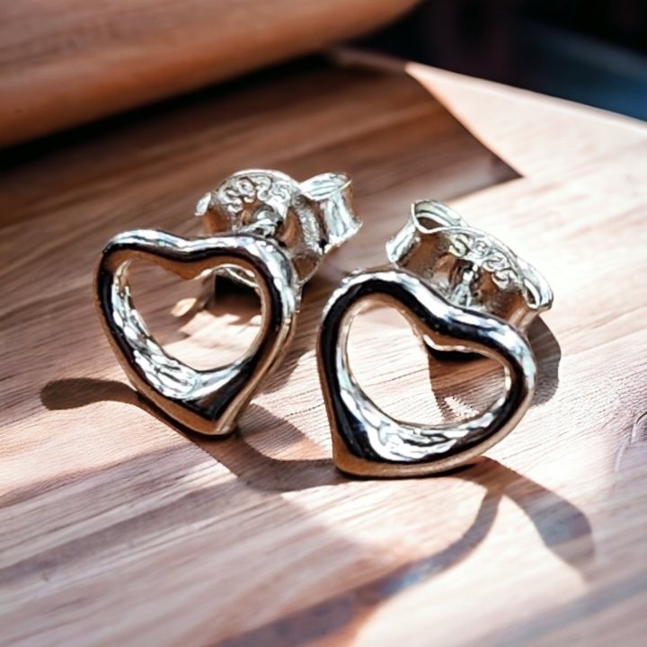 (정품) 티파니앤코 엘사 퍼레티 하트 귀걸이 스털링 Silver 92.5