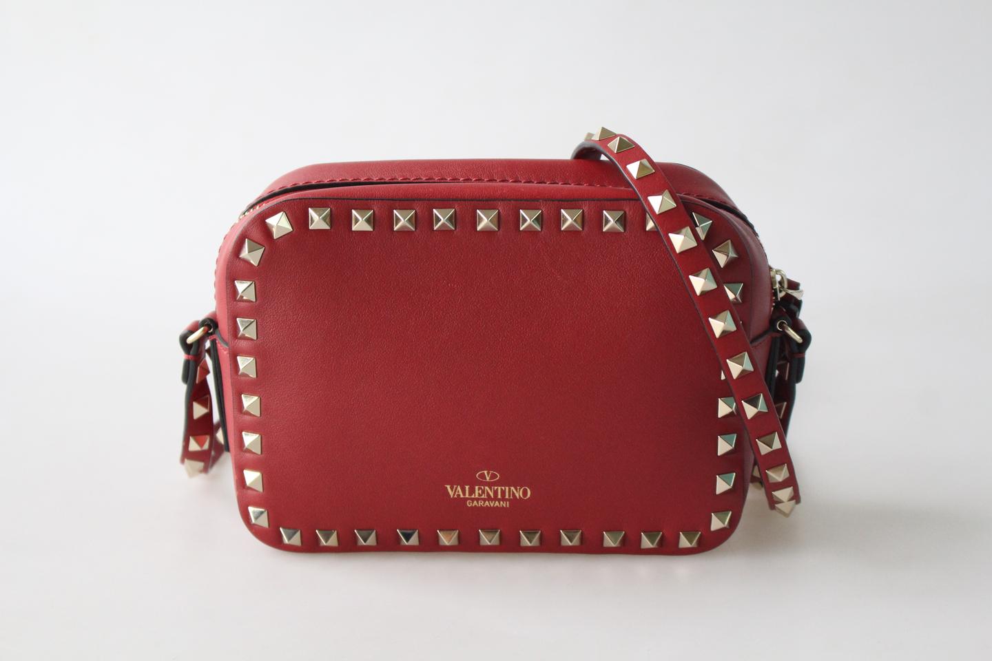 발렌티노 VALENTINO 락스터드 카메라백 크로스백 크로스바디크로스가방