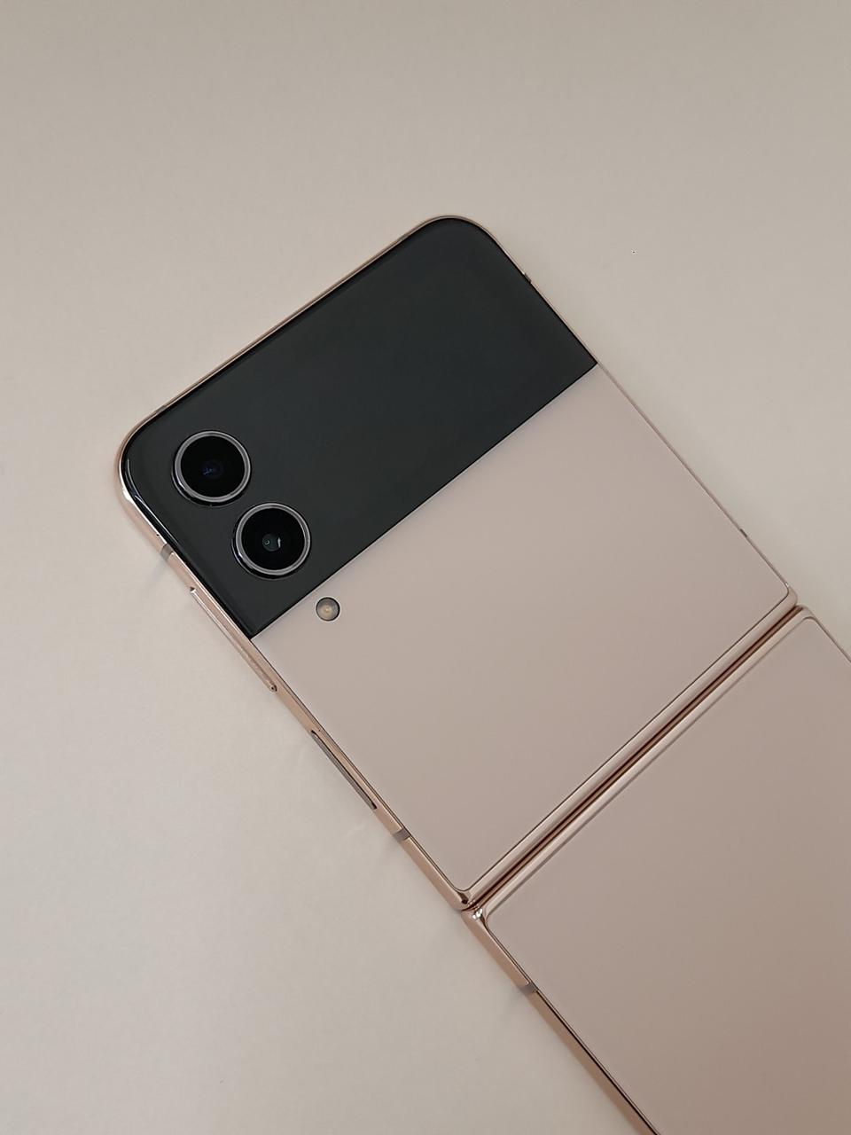 갤럭시 Z플립4 특S급 256기가 무상기간o