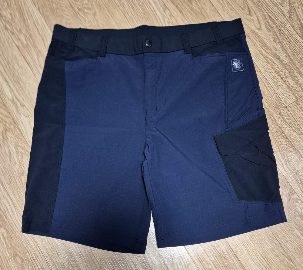 블랙야크 반바지 36