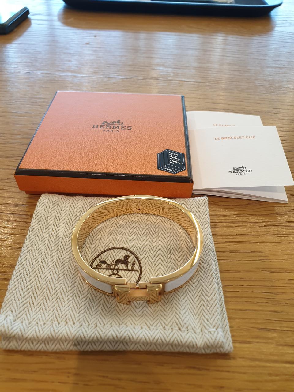 에르메스 클릭아슈 pm 로골 화이트