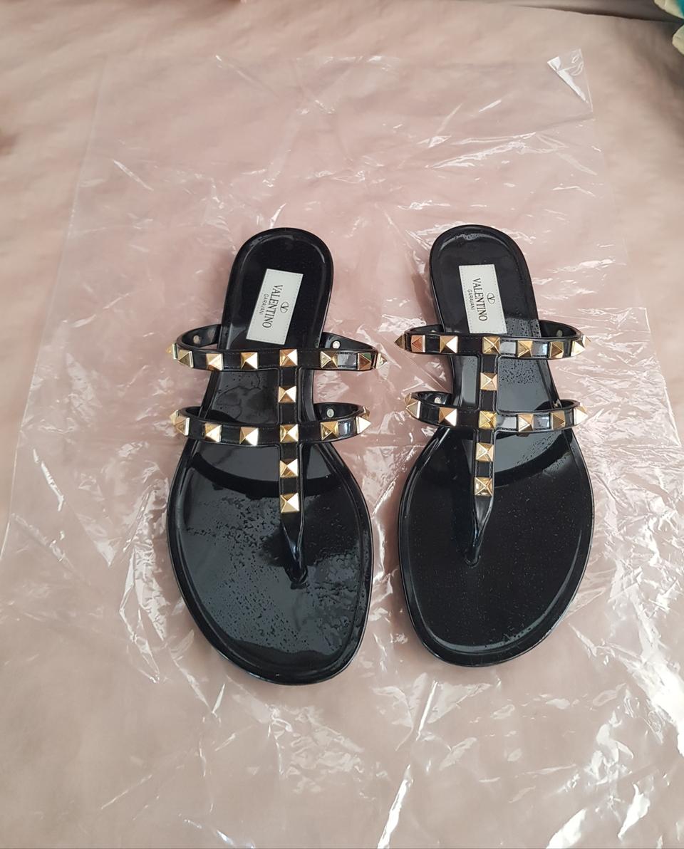 발렌티노 슬리퍼