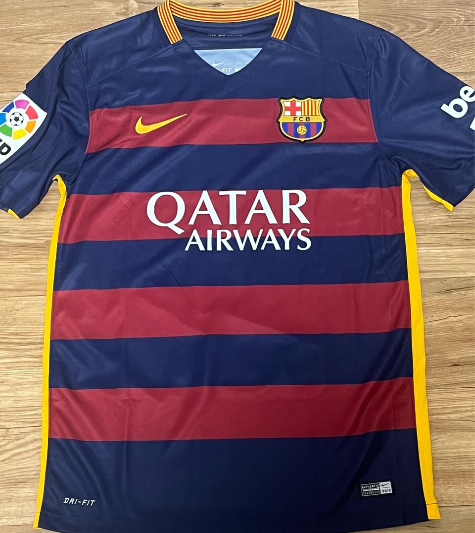 15-16 네이마르 바르셀로나 전성기 시즌 유니폼