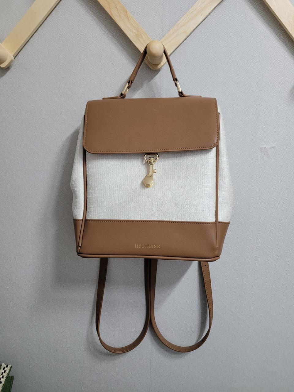 휴젠느 소가죽 럭셔리 백팩 피에트백