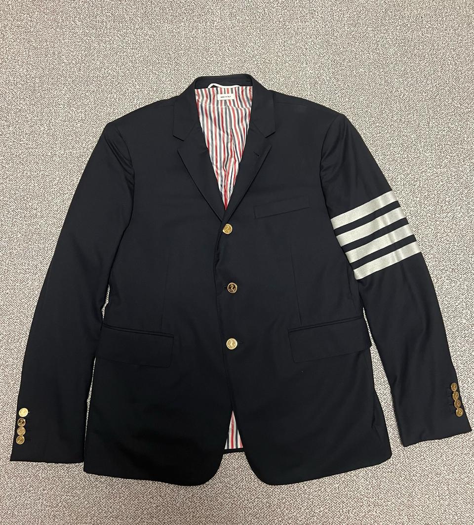 톰브라운 하이암홀 울 자켓