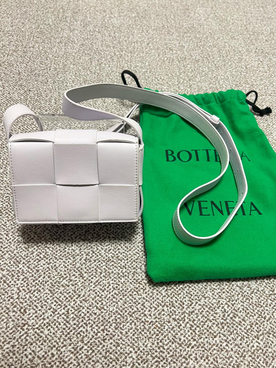 보테가 미니 카세트백