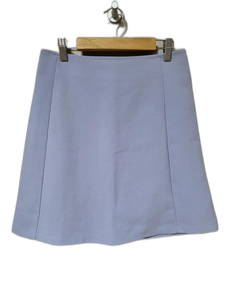 연보라 미니스커트