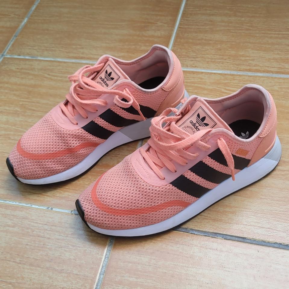 아디다스 오리지날 런닝화 265 사이즈 팝니다.