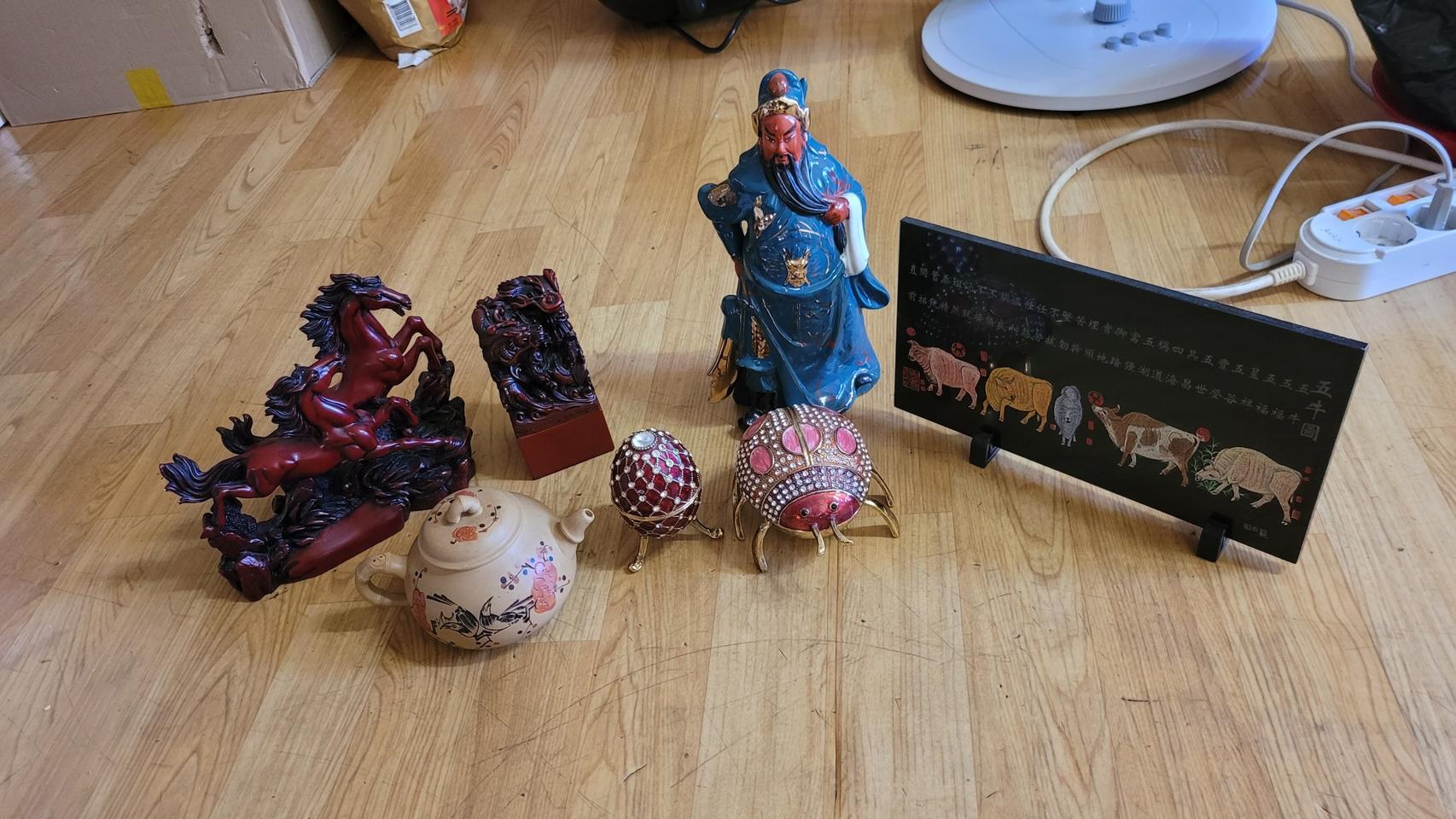 진열품 인테리어 일괄