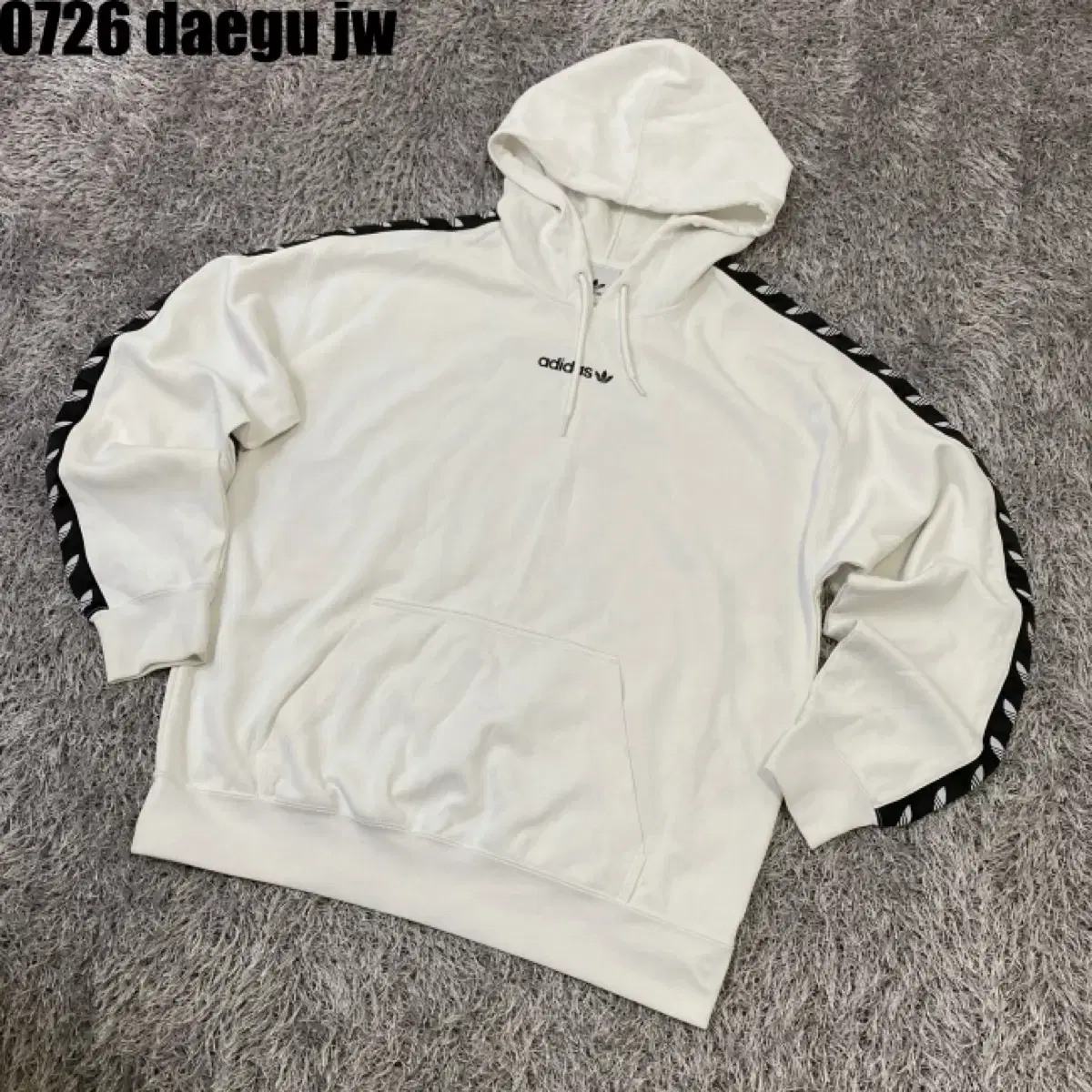 아디다스 파이어버드 후드