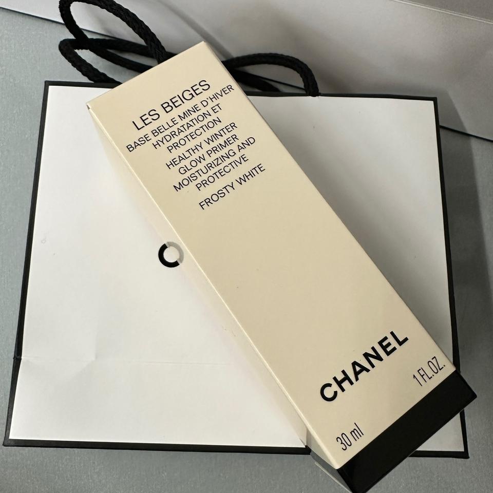 샤넬 한정판 레 베쥬 윈터 글로우 프라이머 -프로스티화이트