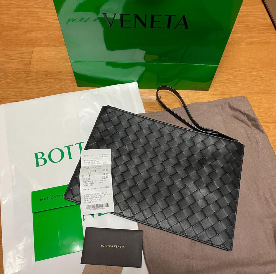 보테가베네타 인트레치아토 클러치백