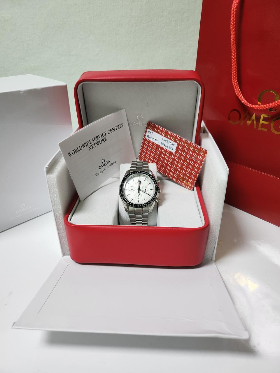 오메가스피드마스터올해신형