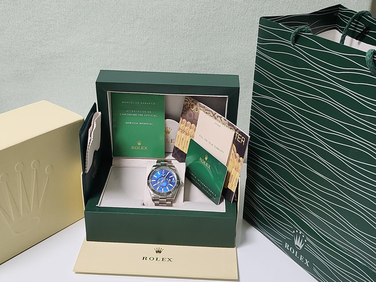 롤렉스 스카이드웰러 청판