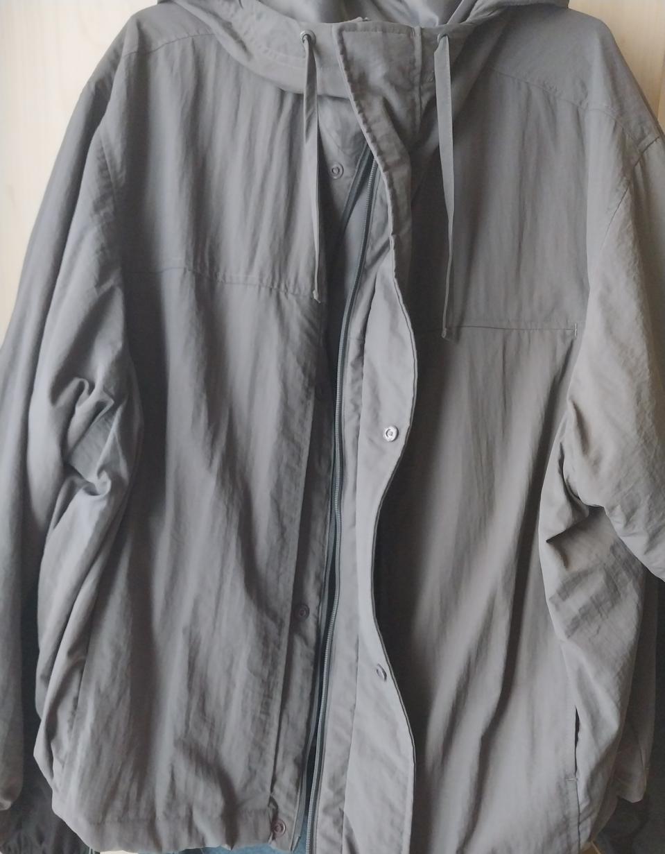 코드그라피 바람막이 싸게팔아요