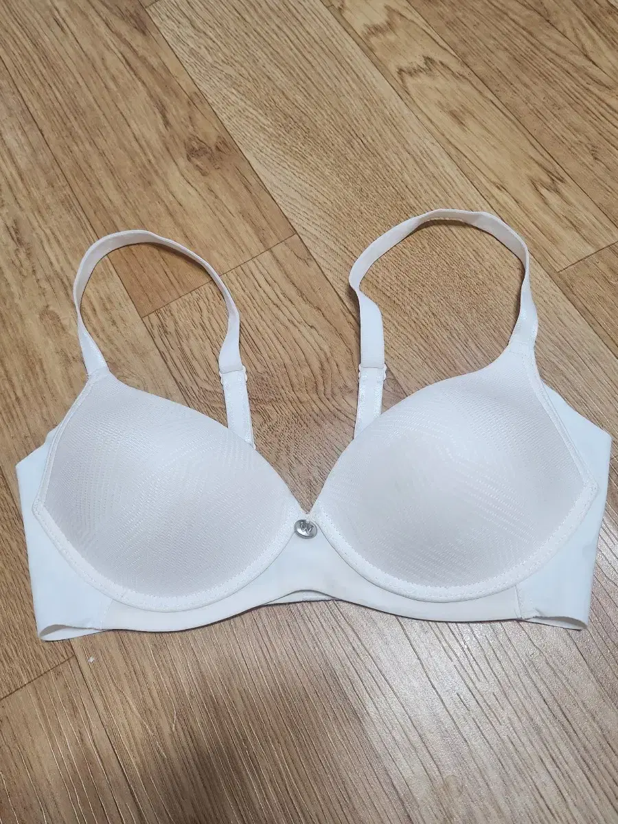 새상품))원더브라 75B 브라