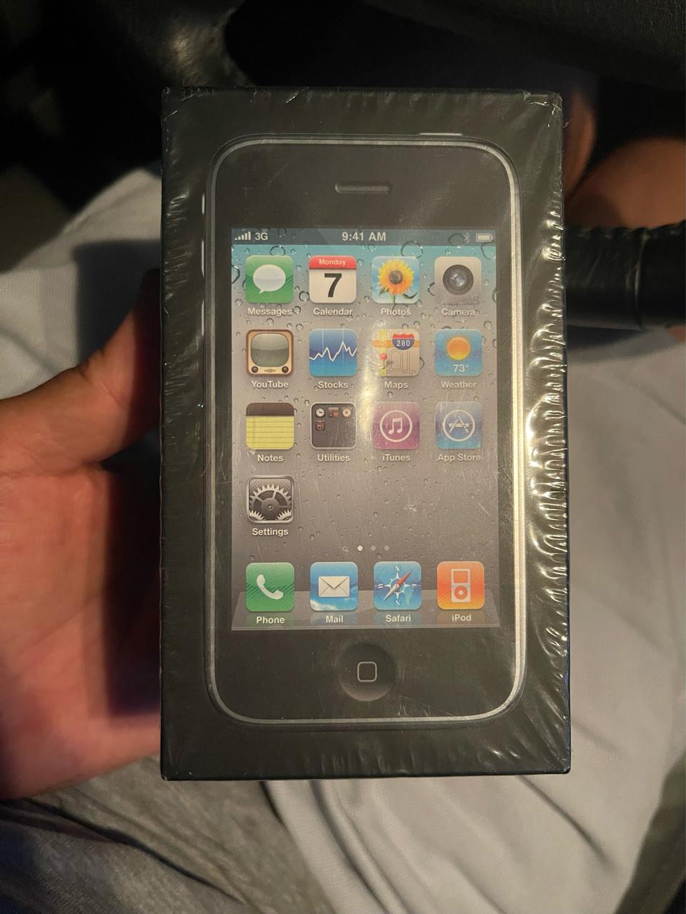 애플 아이폰 3GS 개봉 미사용 국내정발 새제품