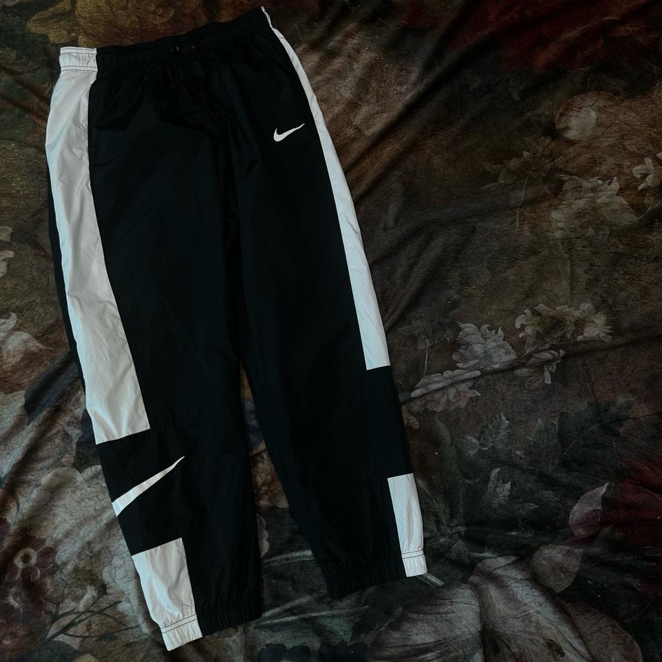나이키 스우시 빅로고 블랙트랙조거팬츠 S 트랙팬츠 조거팬츠 아디다스
