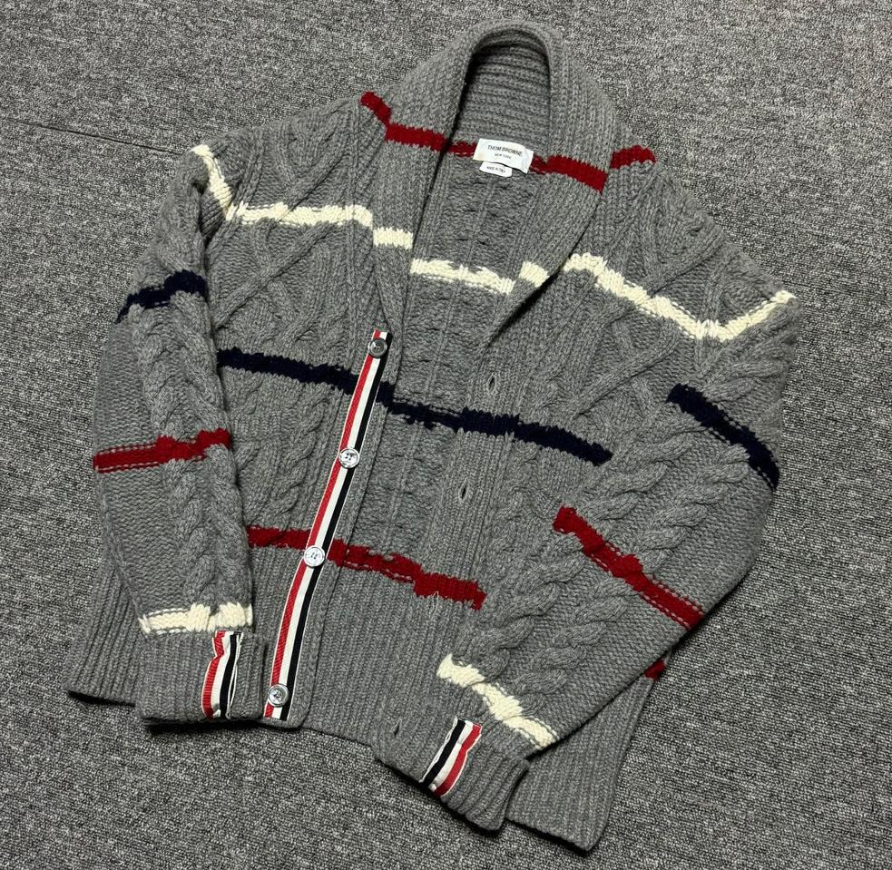 톰브라운 꽈베기 가디건