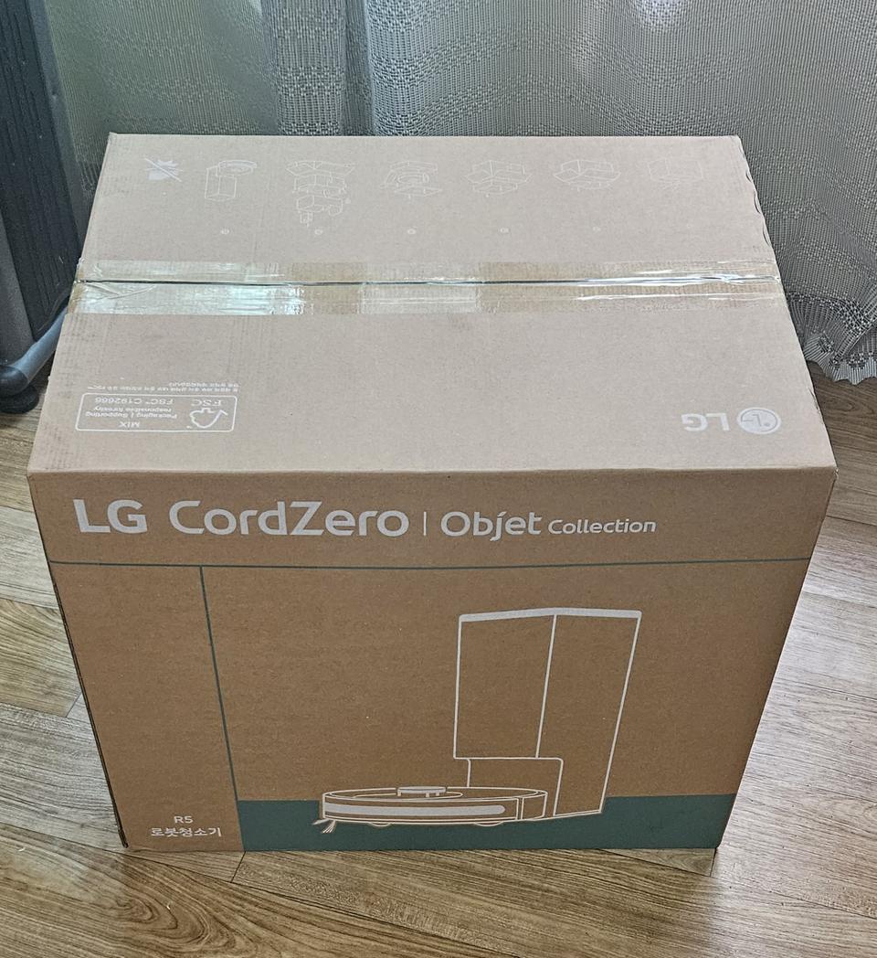 LG전자 코드제로 로봇청소기 R5 화이트 새상품