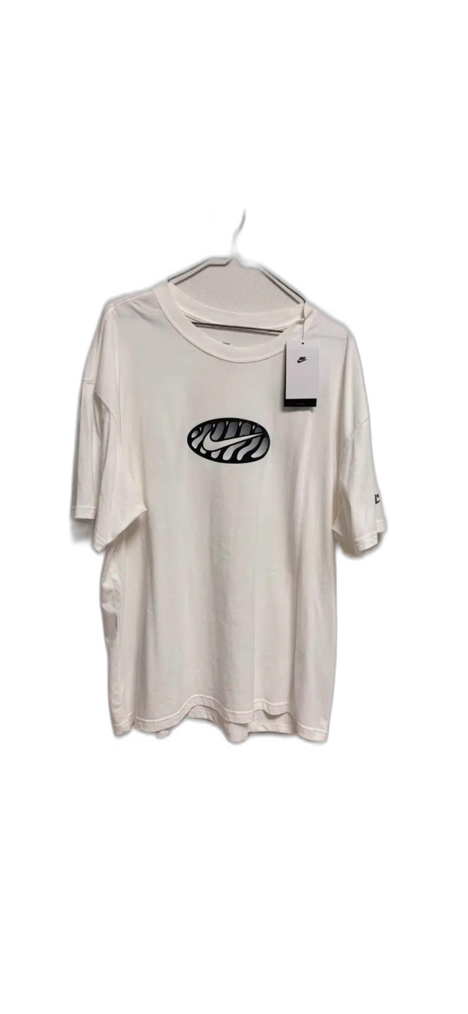 나이키 반팔 티셔츠 화이트 새상품