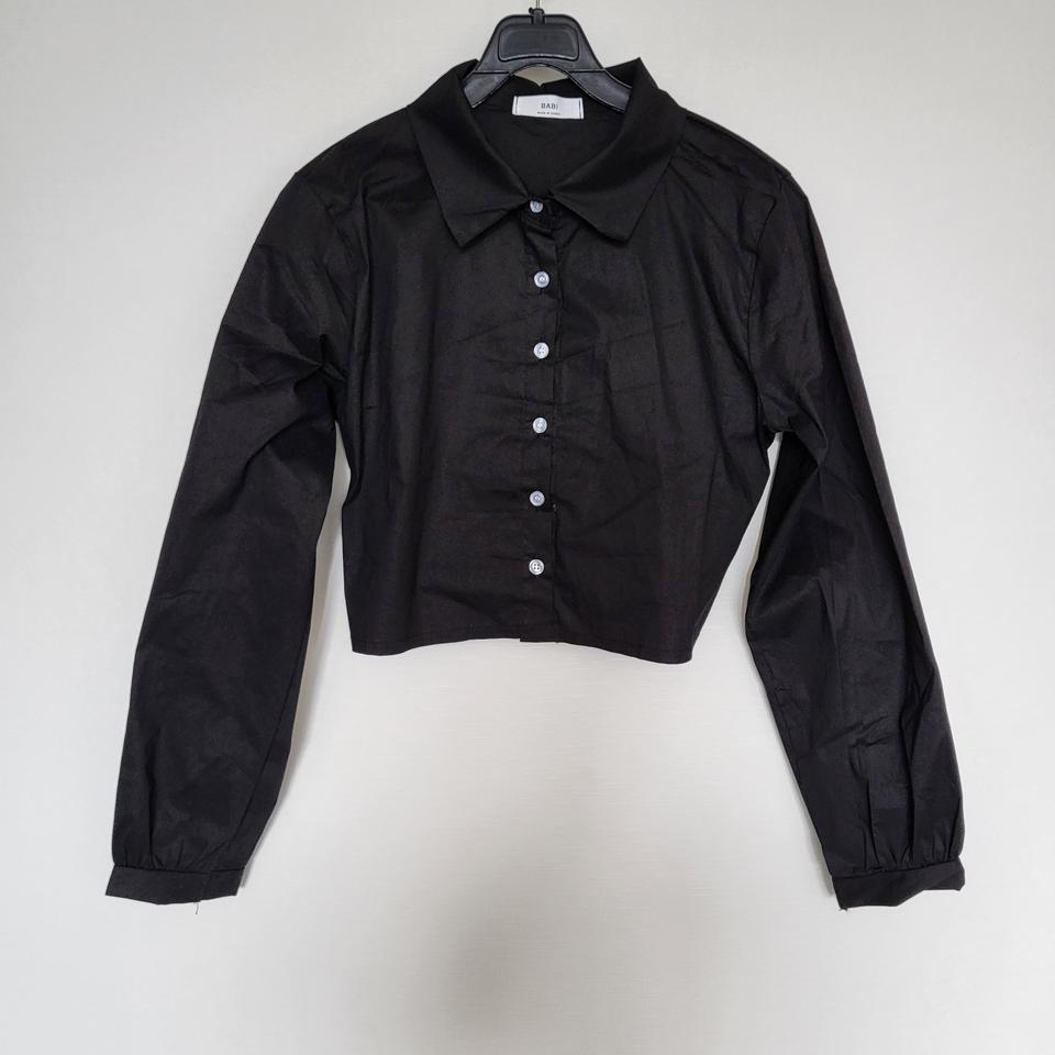 블랙 스판 크롭 셔츠