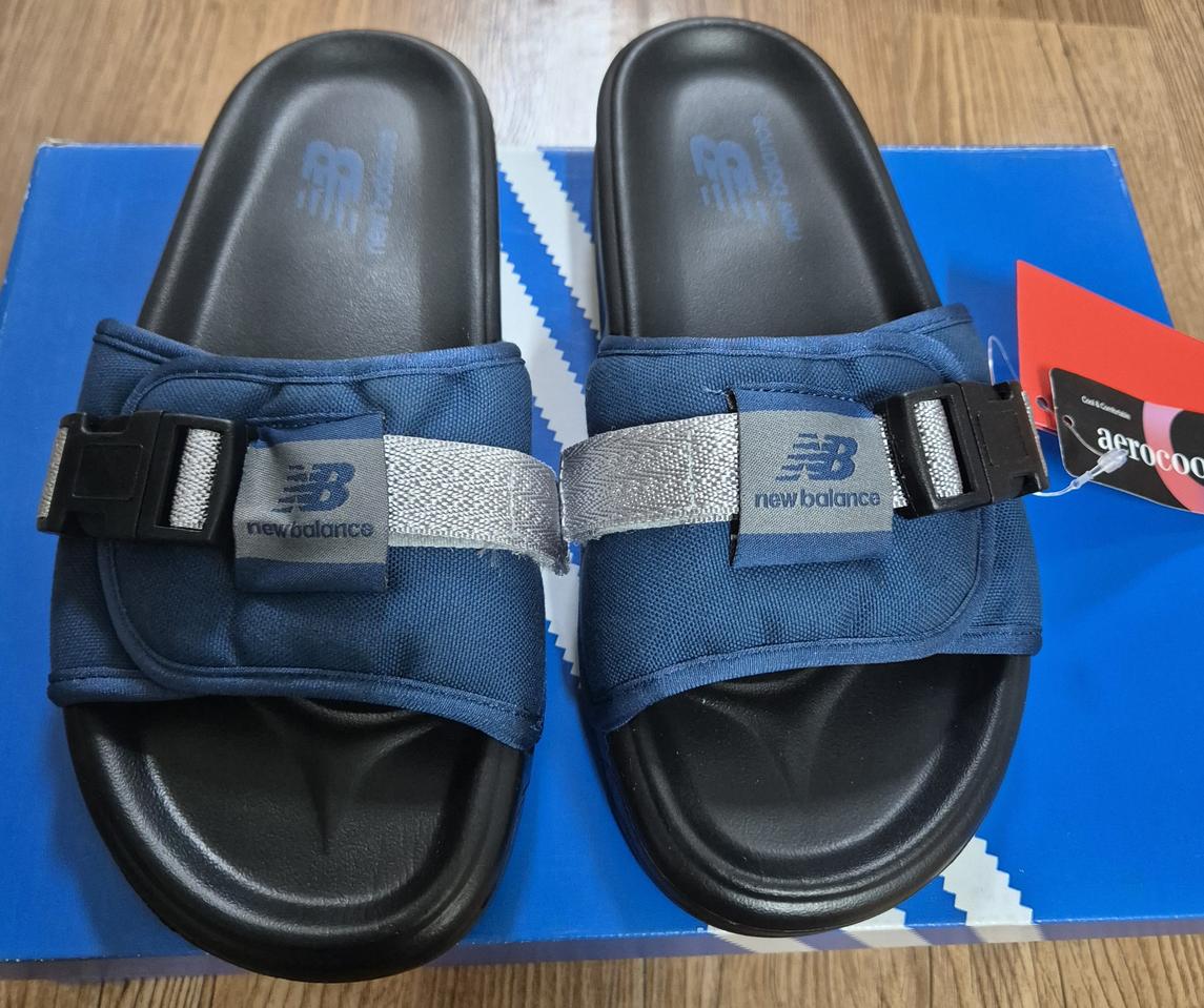 뉴발 슬리퍼 샌들 새상품 급처