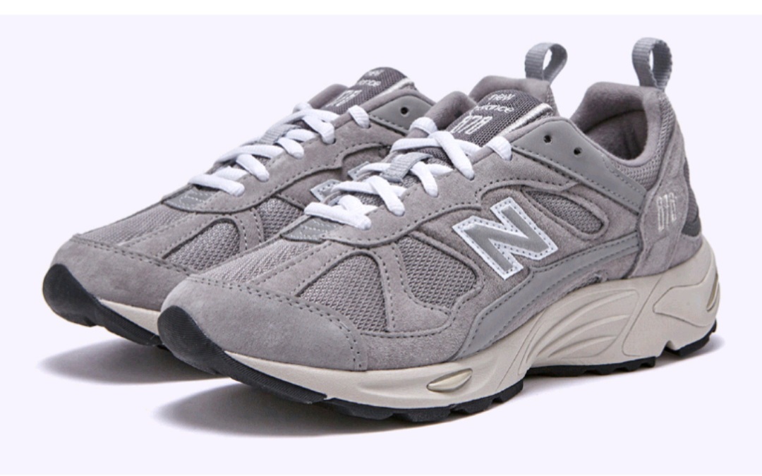 [신품]  뉴발란스 245mm