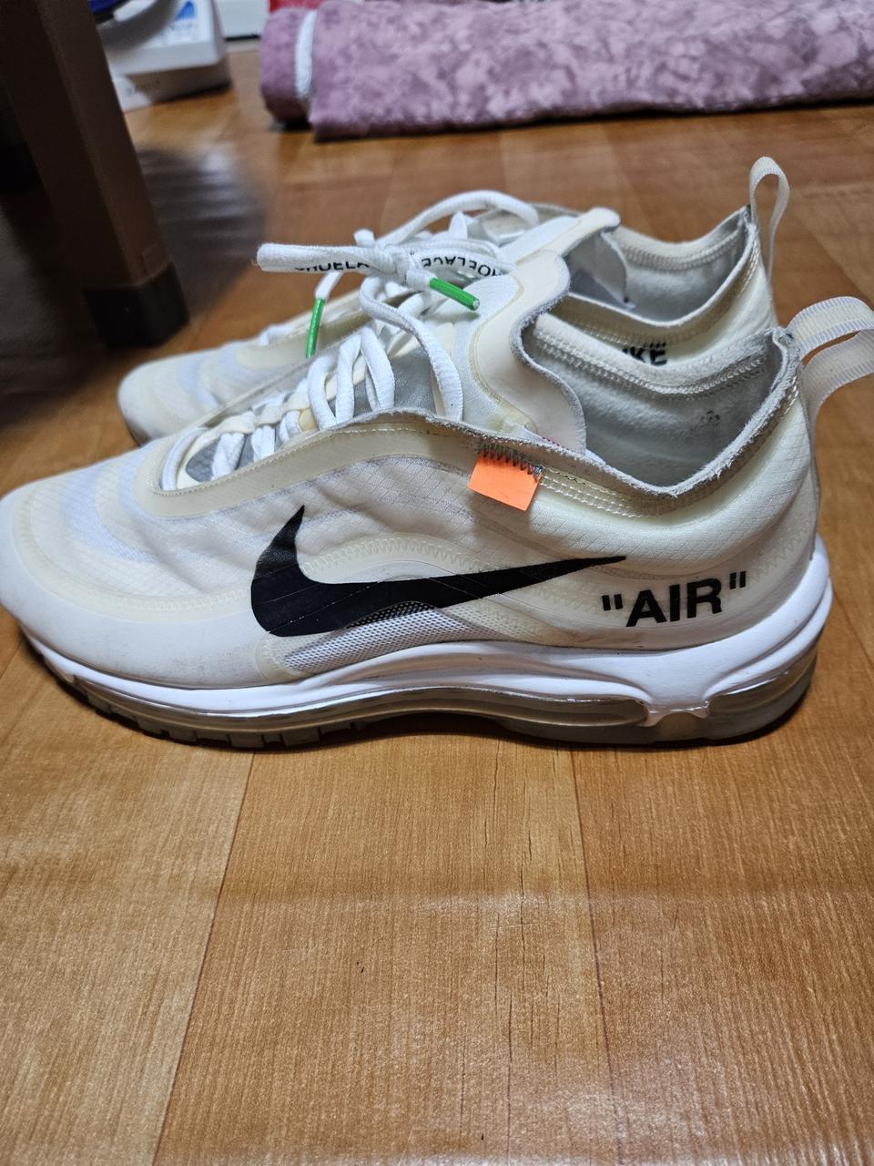 나이키 에어 오브 화이트 97