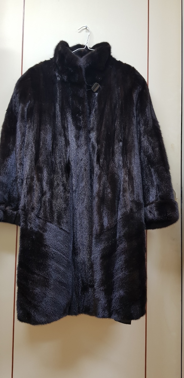 가격내림)여성 진도 사가밍크 로얄(깍은 통밍크) 롱 밍크코트