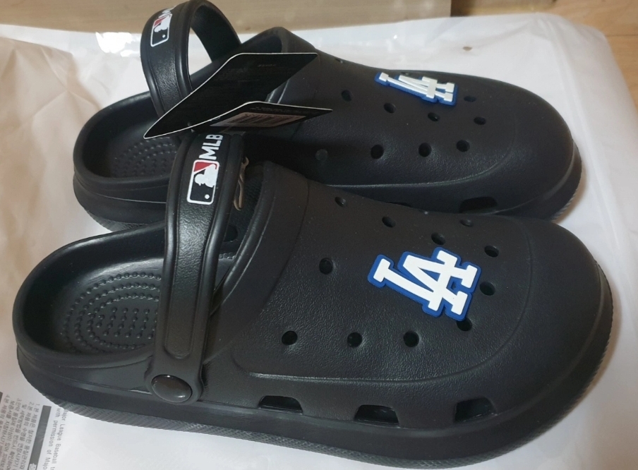 MLB 샌들 240, 250 새거