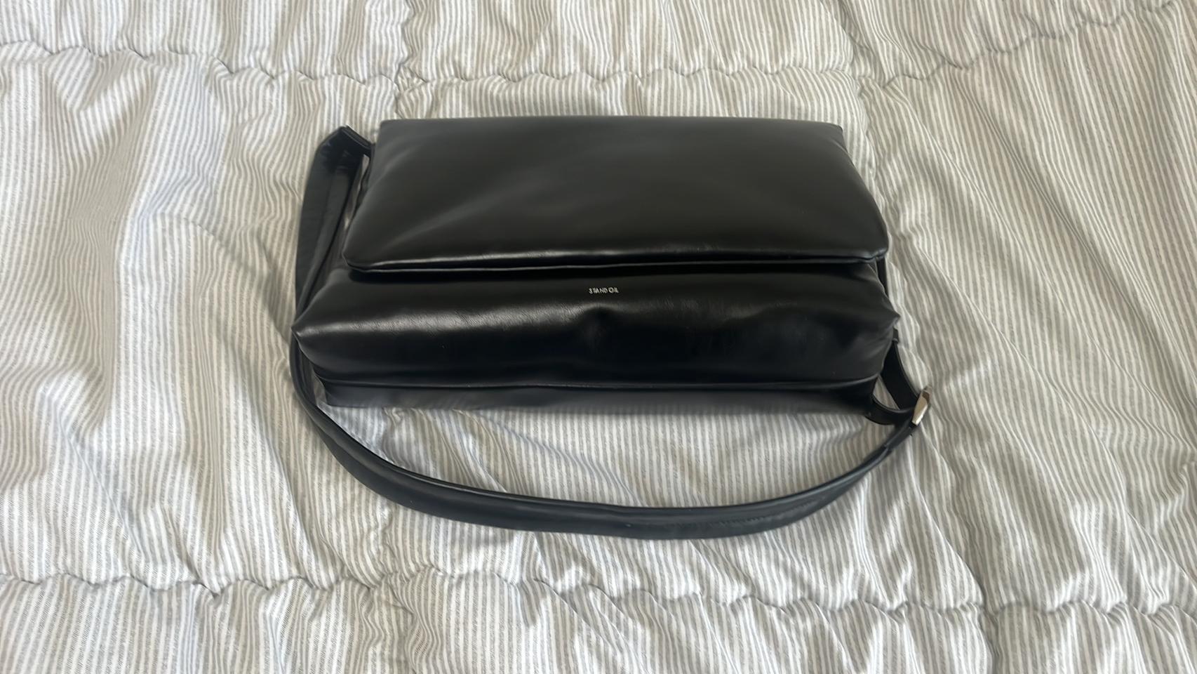 스탠드오일 Fluffy bag 플러피백 블랙