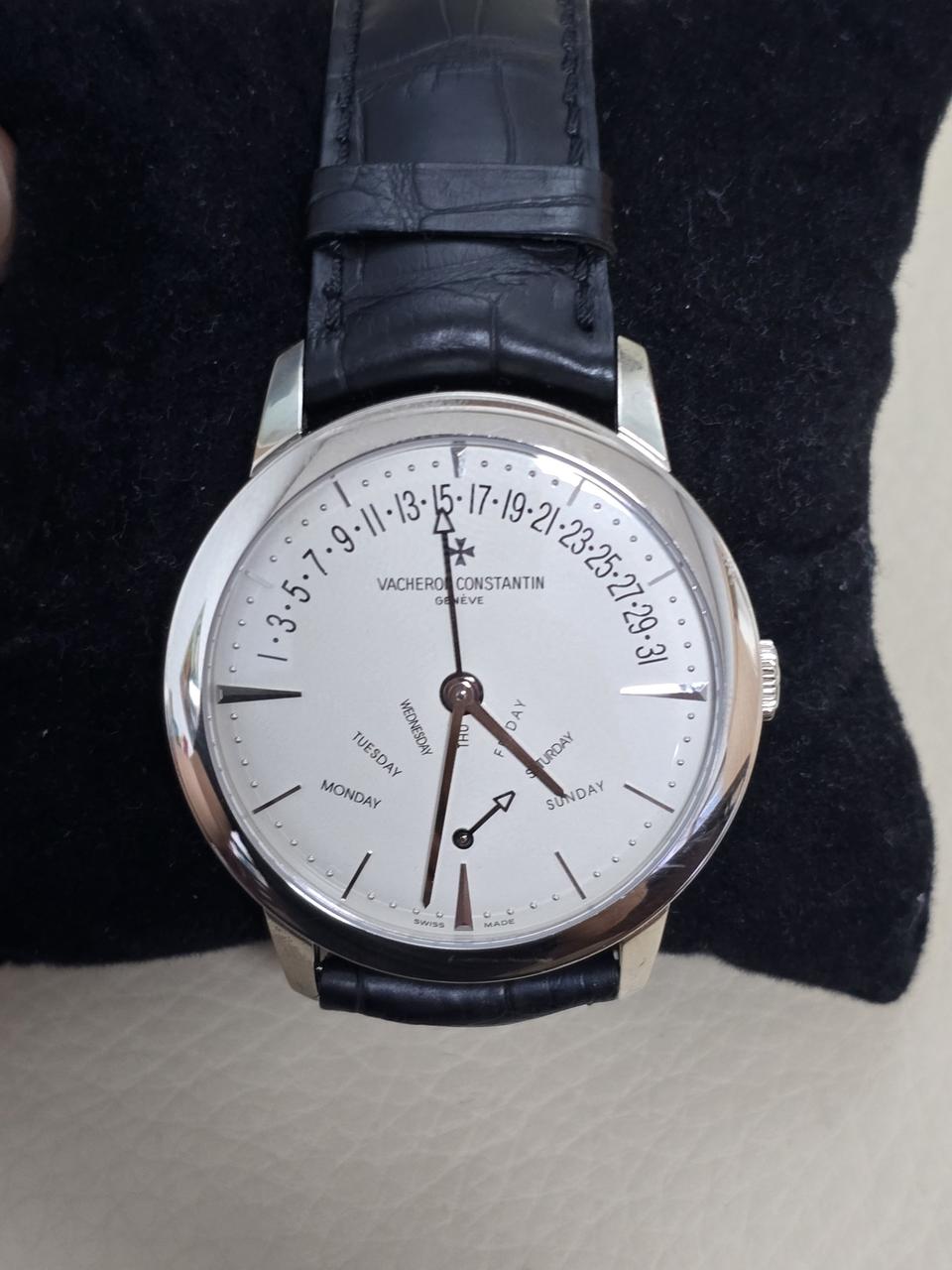 바쉐론 콘스탄틴 패트리모니 레트로그레이드 데이트