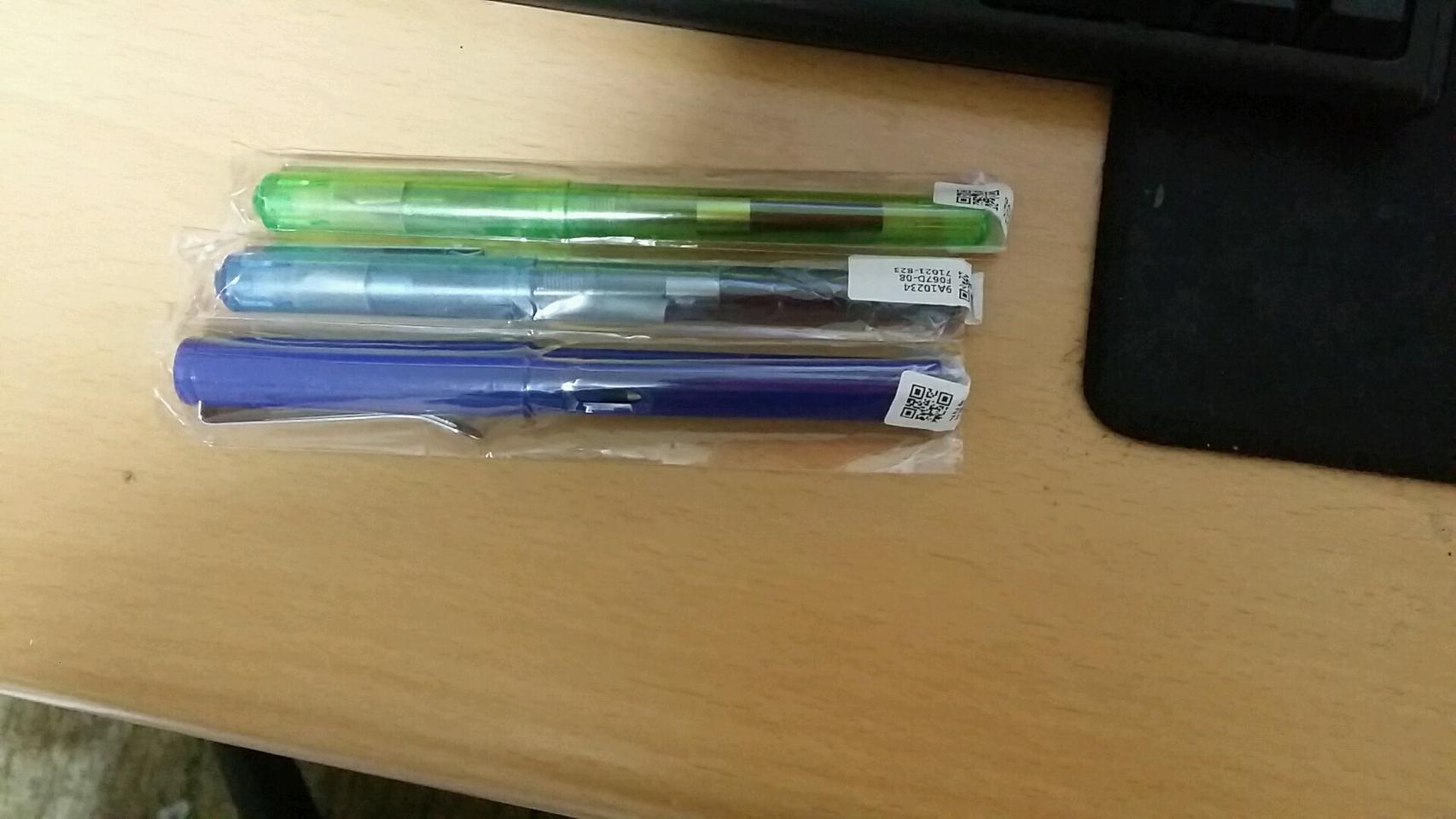 데몬 만년필, 사파리스타일 볼펜 팝니다.