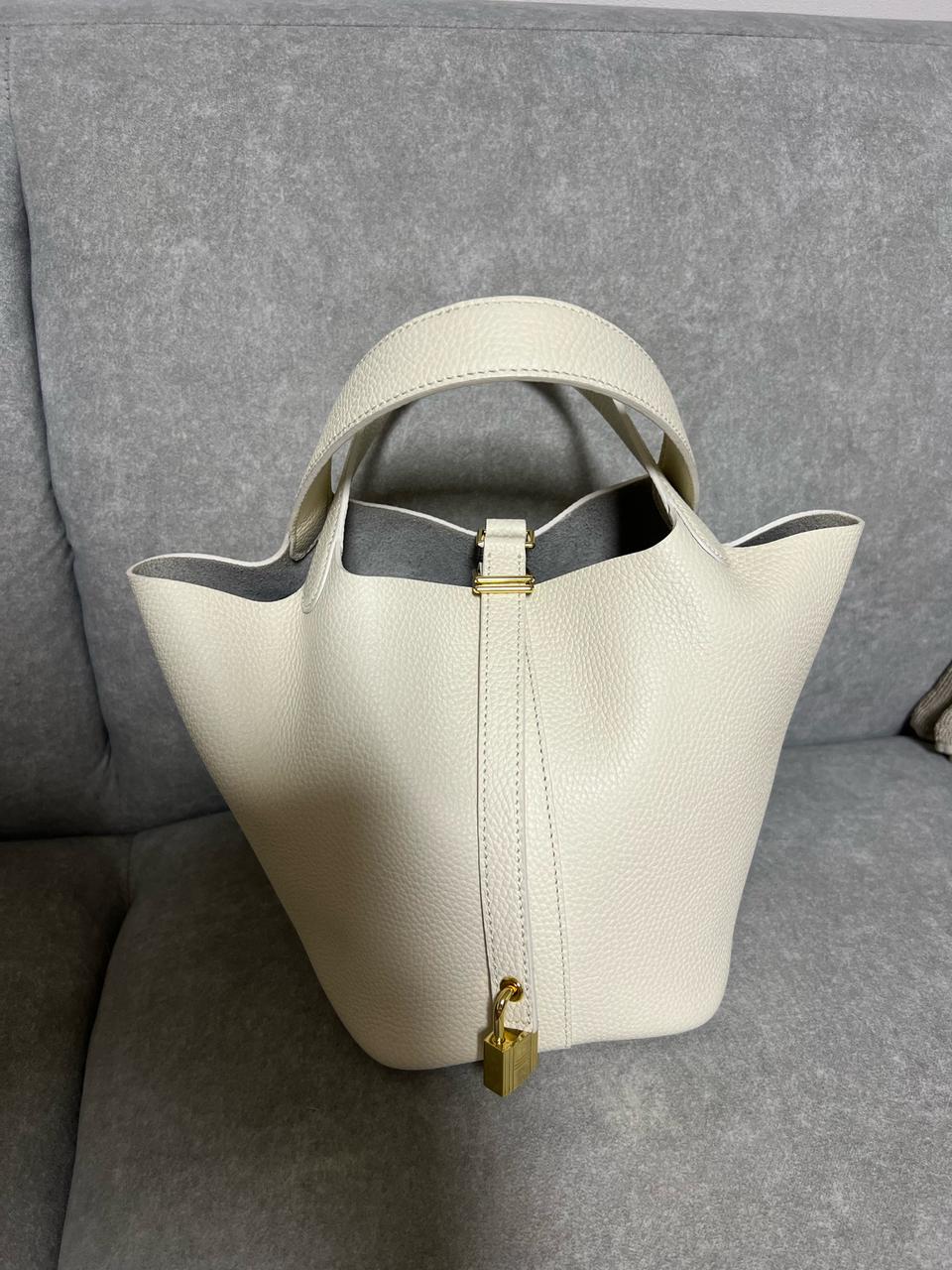 에르 피코탄 18 끄레