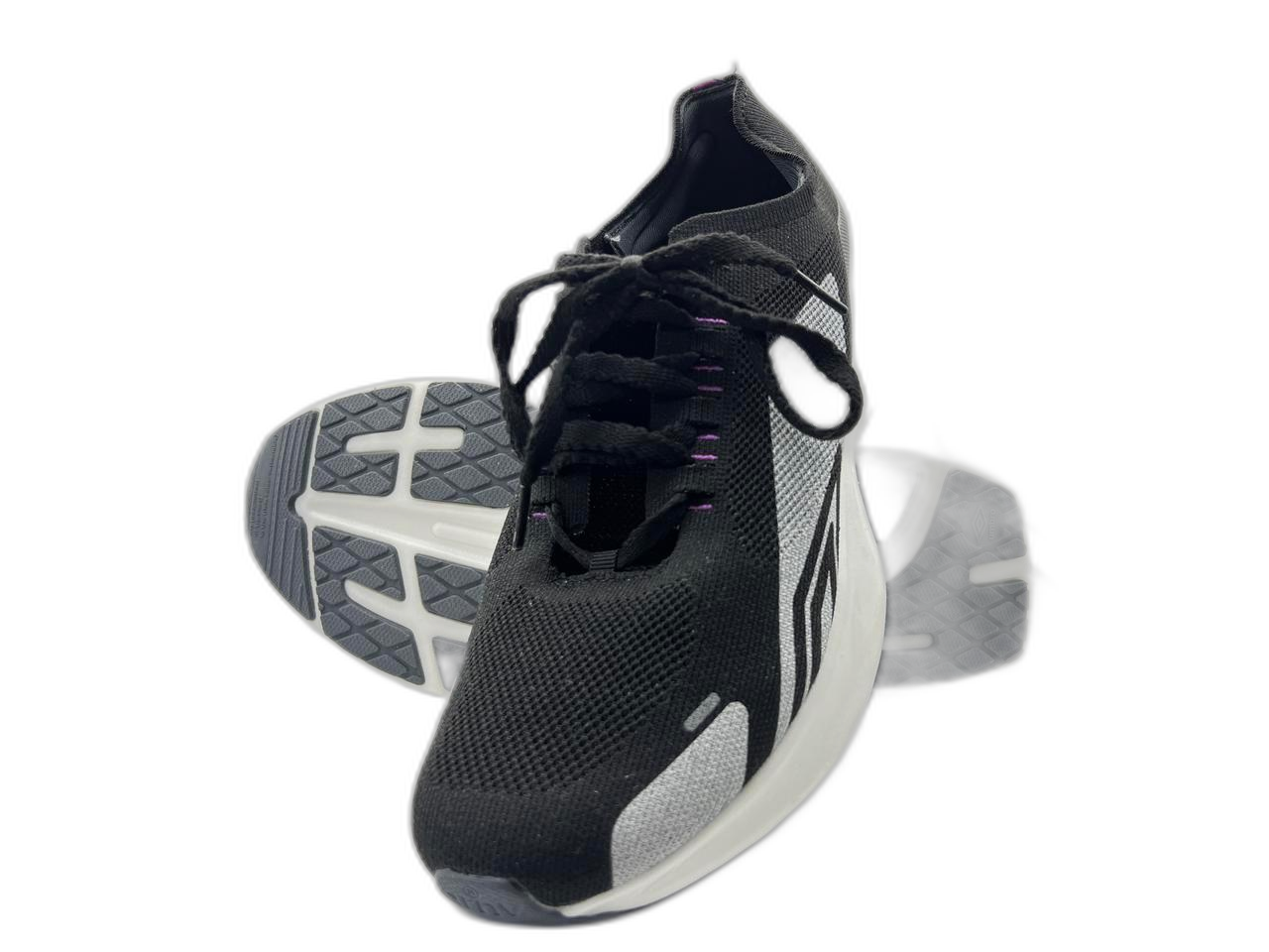 umbro 케이던스 런닌화 265