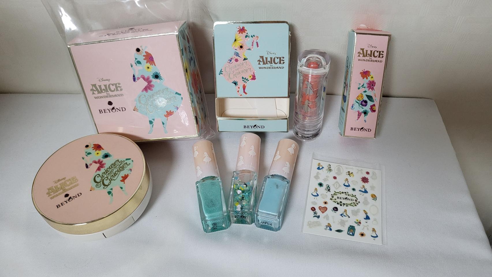 비욘드 앨리스 네일 립스틱 이상한 나라의 앨리스 콜라보 팩트 화장품