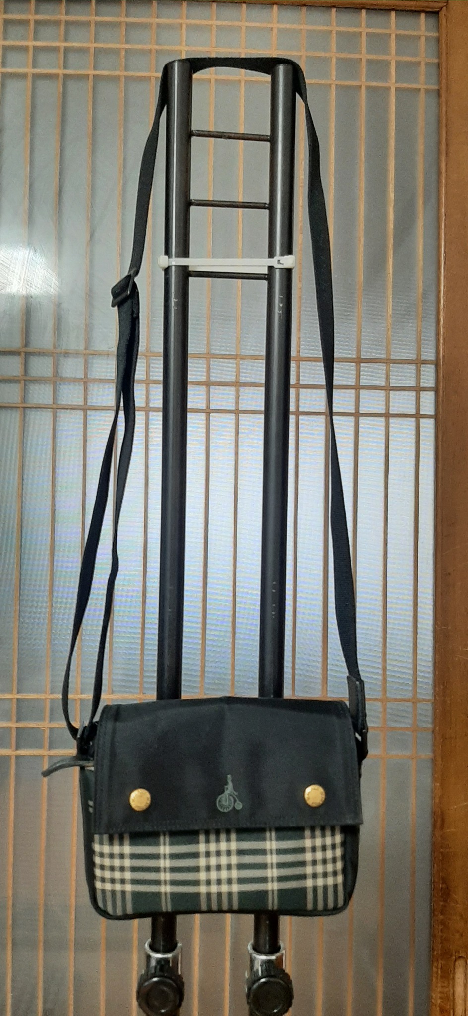 빈폴 미니 크로스백